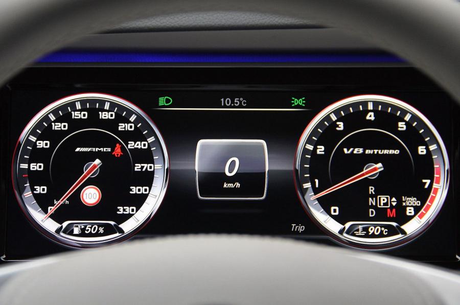  Mercedes-Benz S63 AMG 2014 года  (фото 64 из 125)